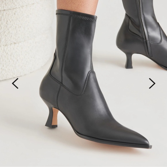 Dolce Vita Arya Boots - Black Pointed Toe and Kitten Heel Size 8 - Worn Once! - Picture 3 of 16